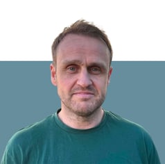 Carl Magnus grå bakgrunn